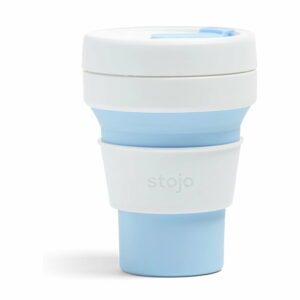 Bielo-modrý skladací cestovný hrnček Stojo Pocket Cup Sky